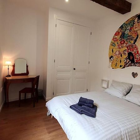 Classe 4 Etoiles - Cybele - Centre Ville 2 Chambres, Cour Privative Et Garage Виен Екстериор снимка